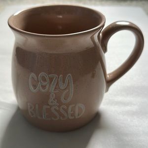 holiday home coffee mug